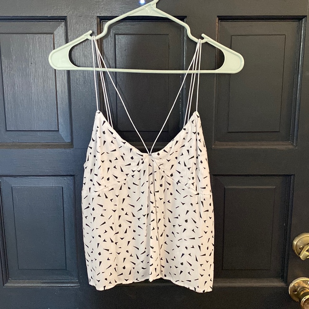 Volcom tank top. Size small (4/6)